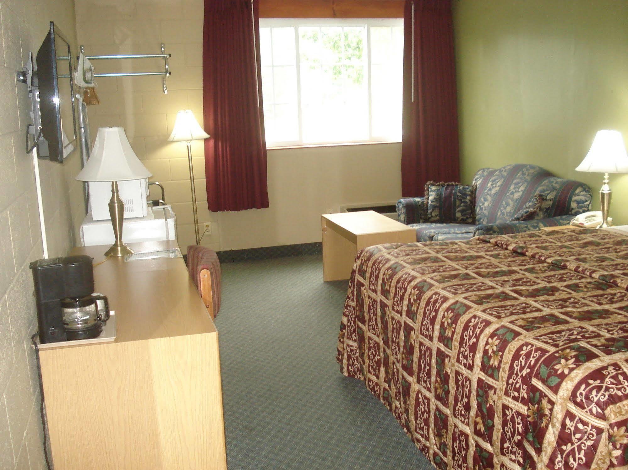 Budget Inn Bath Exterior foto